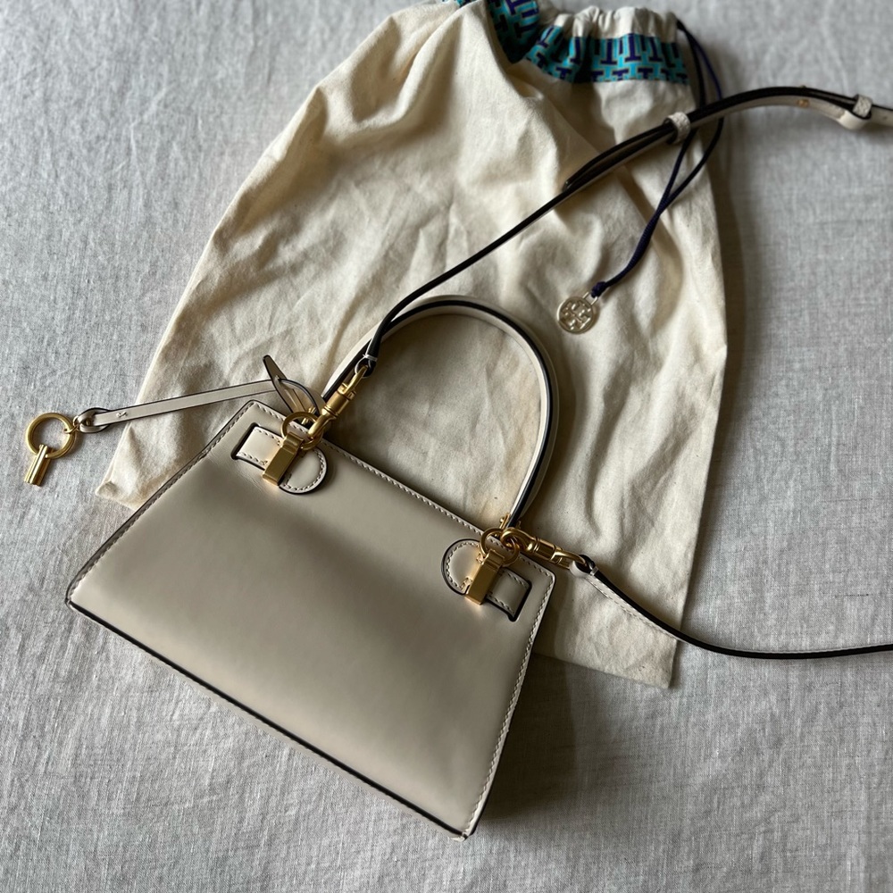 Tory Burch Lee Radziwill Petite Bag - Picture 7 of 8